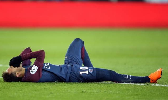Muncul Dugaan, Cedera Neymar Gara-gara Salah Pakai Sepatu
