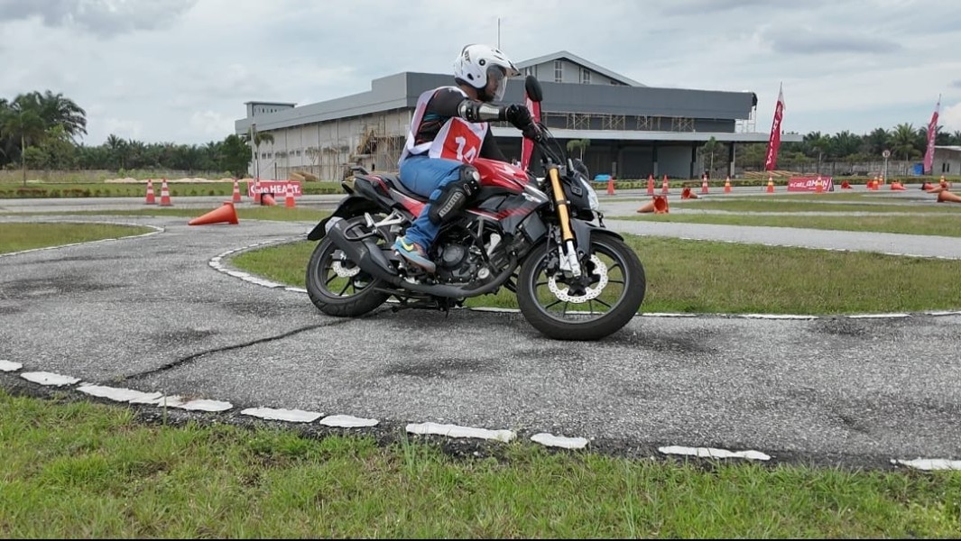 Honda Community Safety Riding Regional Competition 2025: Ajang Unjuk Kemampuan Berkendara Aman Komunitas Honda Pekanbaru