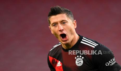 Robert Lewandowski Sabet Gelar Pemain Terbaik FIFA 2020